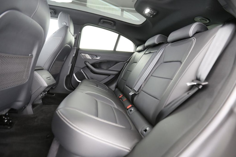 Vehicle image JAGUAR I-PACE