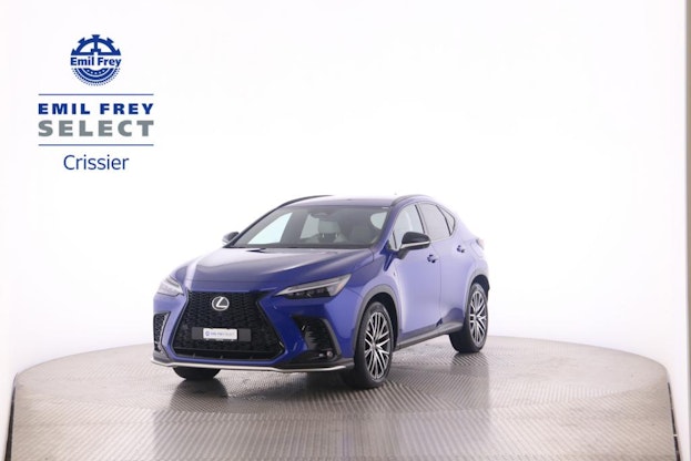 First vehicle image