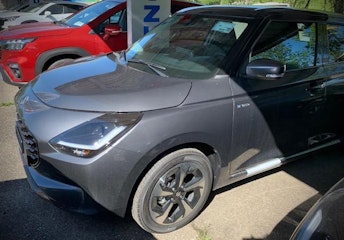 Vehicle image SUZUKI SWIFT 0
