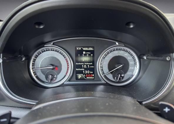 Vehicle image 25 Vehicle image 25