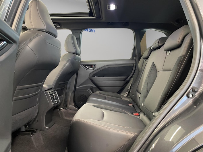 Vehicle image SUBARU FORESTER