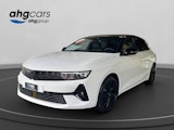 First vehicle image