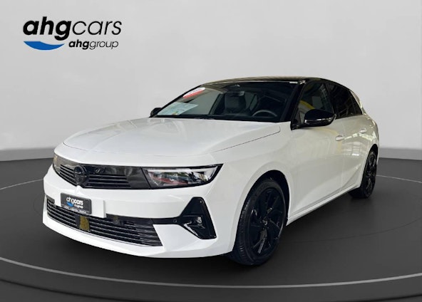 First vehicle image First vehicle image