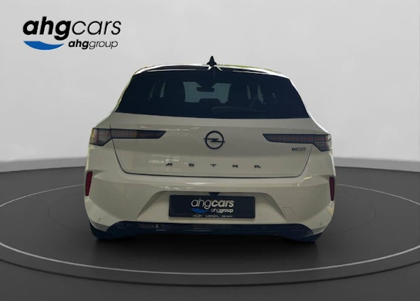 Vehicle image 3 Vehicle image 3