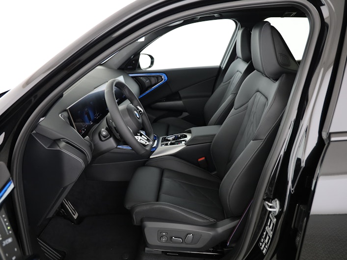 Vehicle image BMW X3