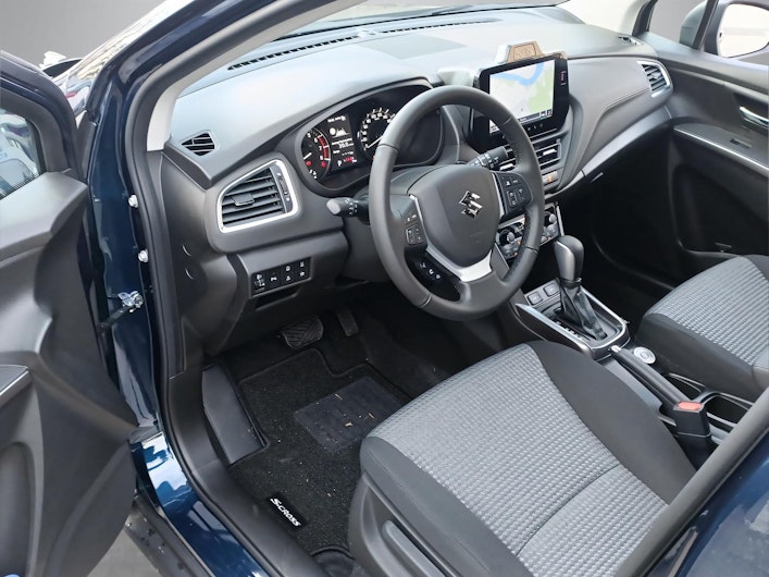 image du véhicule SUZUKI S-CROSS