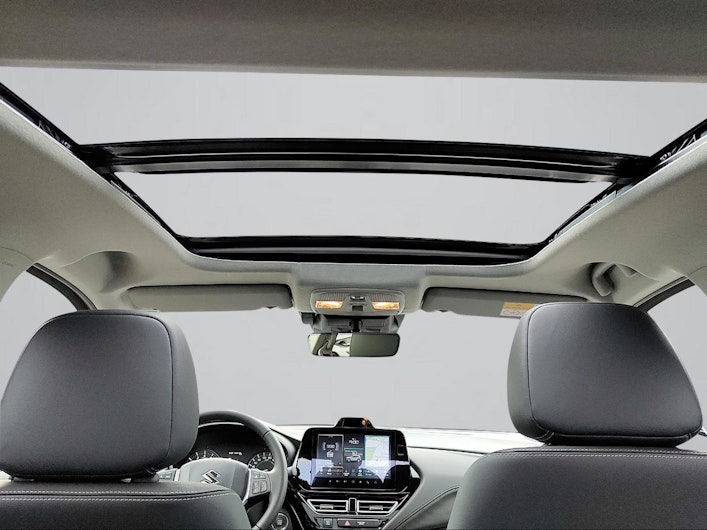 Vehicle image SUZUKI S-CROSS