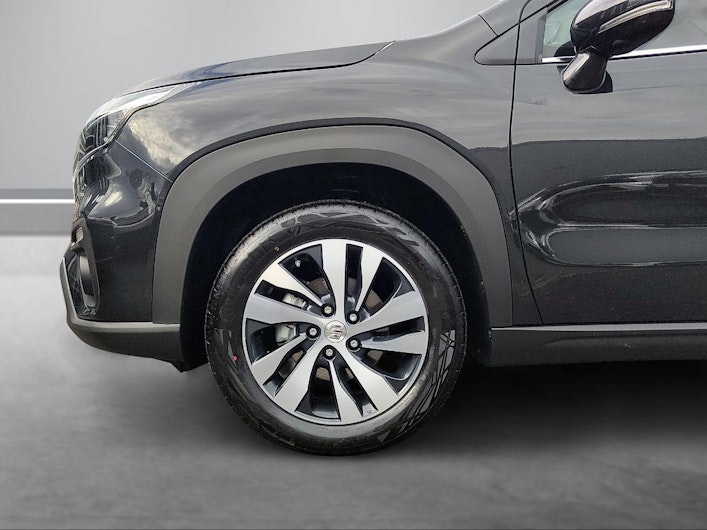 Vehicle image SUZUKI S-CROSS