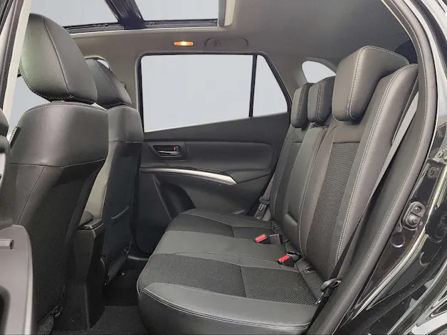 Suzuki S-Cross 1.4 T Compact Top Hybrid 4x4
