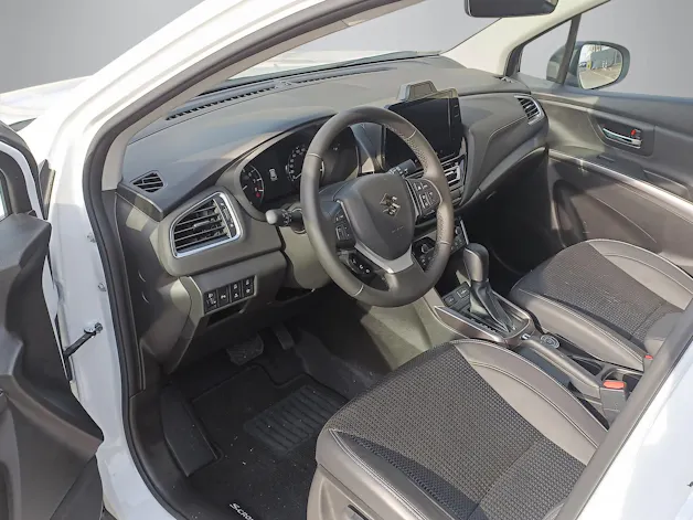 Suzuki S-Cross 1.4 T Compact Top Hybrid 4x4