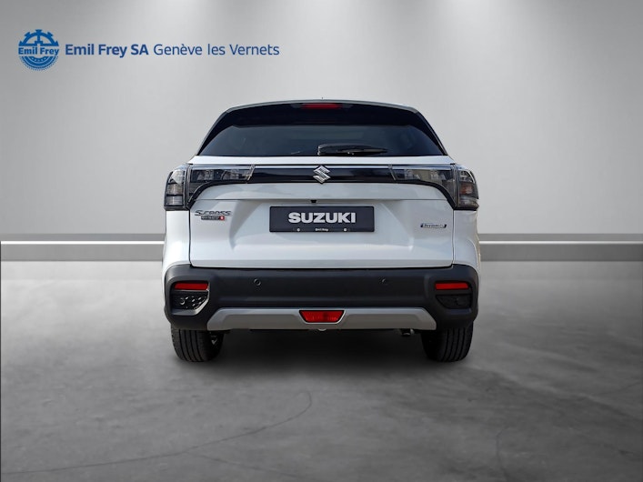 Vehicle image SUZUKI S-CROSS