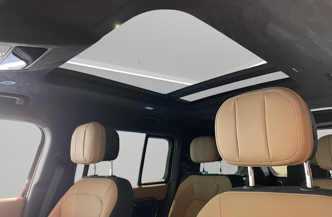 Vehicle image 13 Vehicle image 13