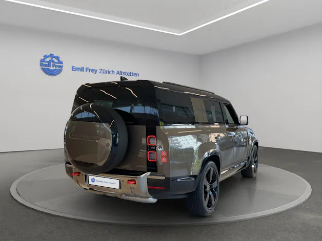 Land Rover Defender 130 3.0 D I6 300 X (7 Sitze, mit Kapitänssitzen in der 2. Sitzreihe)
