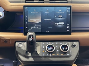 Vehicle image LAND ROVER Defender 130 3.0 D I6 300 X