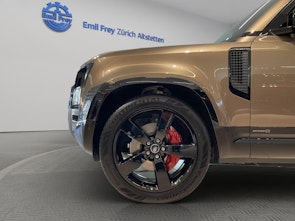 Vehicle image LAND ROVER Defender 130 3.0 D I6 300 X