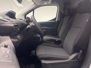 Vehicle image PEUGEOT Partner Kaw. 650 Standard 1.5 BlueHDI 100 S/S