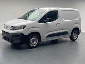 Vehicle image PEUGEOT Partner Kaw. 650 Standard 1.5 BlueHDI 100 S/S