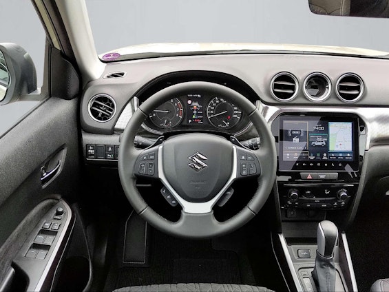 Vehicle image 4 Vehicle image 4