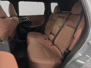 Vehicle image MITSUBISHI Outlander 2.4 PHEV Instyle+ 4x4