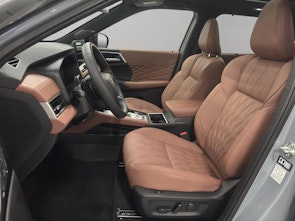 Vehicle image MITSUBISHI Outlander 2.4 PHEV Instyle+ 4x4