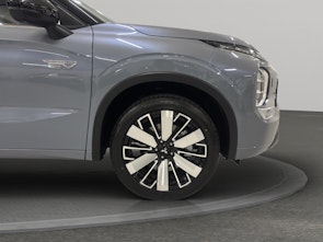 Vehicle image MITSUBISHI Outlander 2.4 PHEV Instyle+ 4x4