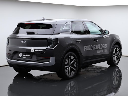 FORD Explorer Extended Range 2