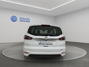 Vehicle image FORD S-Max 2.5 Hybrid Titanium
