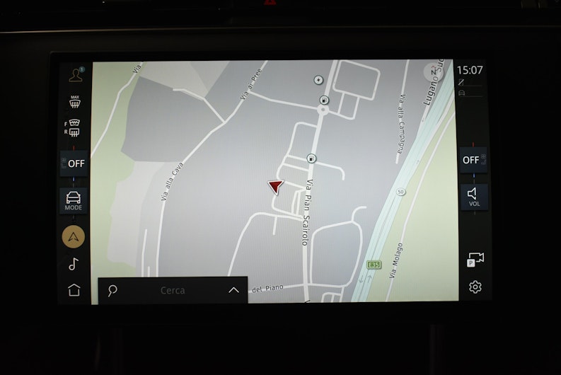 Vehicle image LAND ROVER RANGE ROVER