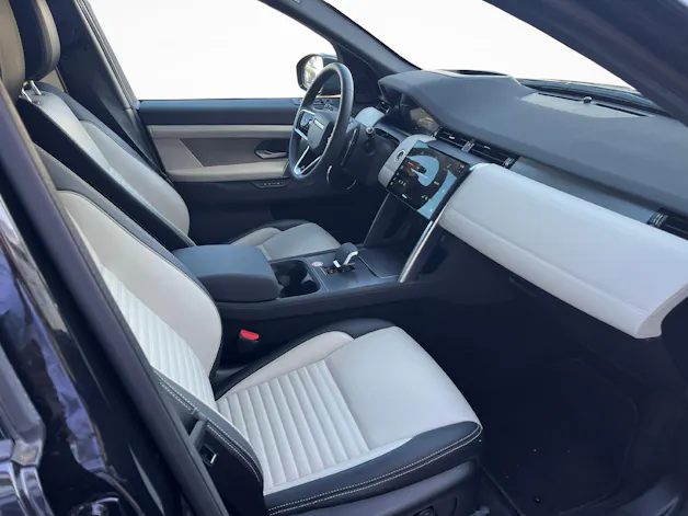 Land Rover Discovery Sport 1.5 T 270e Dynamic SE