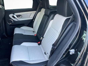 image du véhicule LAND ROVER Discovery Sport 1.5 T 270e Dynamic SE