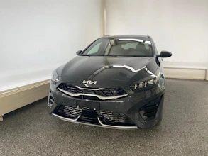 https://vehicle.imgix.net/3887377/4a8a7f81-3339-4e83-b5d9-1177eb3b4e5a.jpg