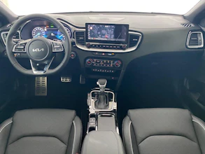 https://vehicle.imgix.net/3887377/6d4762e7-8e37-4710-97db-dbd036beb9a3.jpg