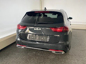 https://vehicle.imgix.net/3887377/d2842bfa-61f8-4254-9bf5-ee59b44a104a.jpg
