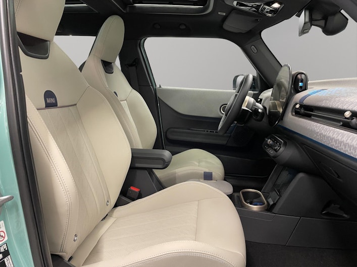 Vehicle image MINI MINI