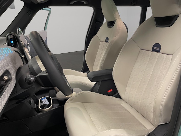 Vehicle image MINI MINI
