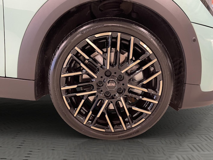 Vehicle image MINI MINI