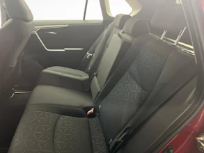 https://vehicle.imgix.net/3887406/d9d71a2b-0ba8-452b-8ce7-66cbb852097d.jpg