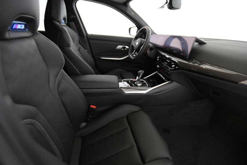 Vehicle image BMW 3 SERIES