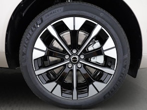 Vehicle image VOLVO XC60 2.0 T6 TE Ultra Dark eAWD