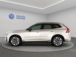 Vehicle image VOLVO XC60 2.0 T6 TE Ultra Dark eAWD