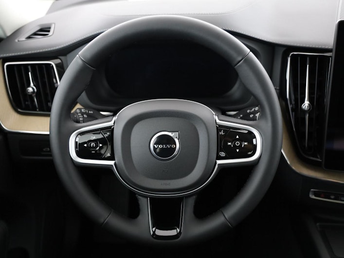 Vehicle image VOLVO XC60