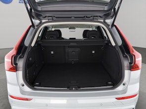 Vehicle image VOLVO XC60 2.0 T6 TE Ultra Dark eAWD