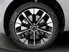 Vehicle image VOLVO XC60 2.0 T6 TE Ultra Dark eAWD