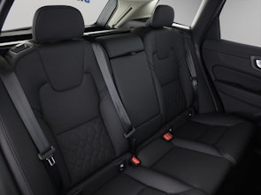 Vehicle image VOLVO XC60 2.0 T6 TE Ultra Dark eAWD