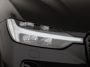 Vehicle image VOLVO XC60 2.0 T6 TE Ultra Dark eAWD