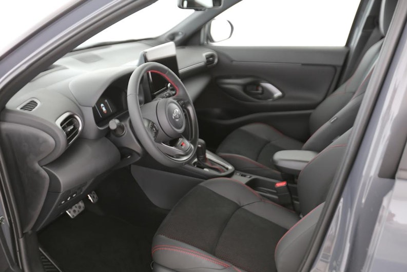 Vehicle image TOYOTA YARIS CROSS