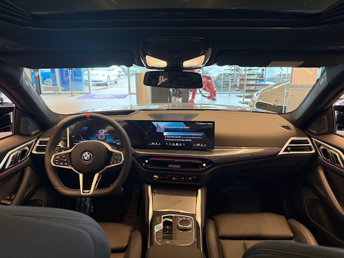 Vehicle image BMW i4