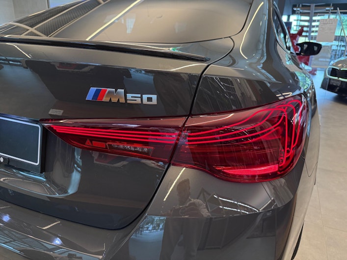 Vehicle image BMW i4