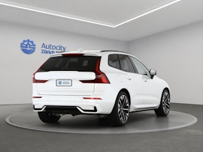 Vehicle image VOLVO XC60 2.0 T8 TE Ultra Dark eAWD