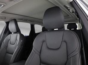 Vehicle image VOLVO XC60 2.0 T8 TE Ultra Dark eAWD